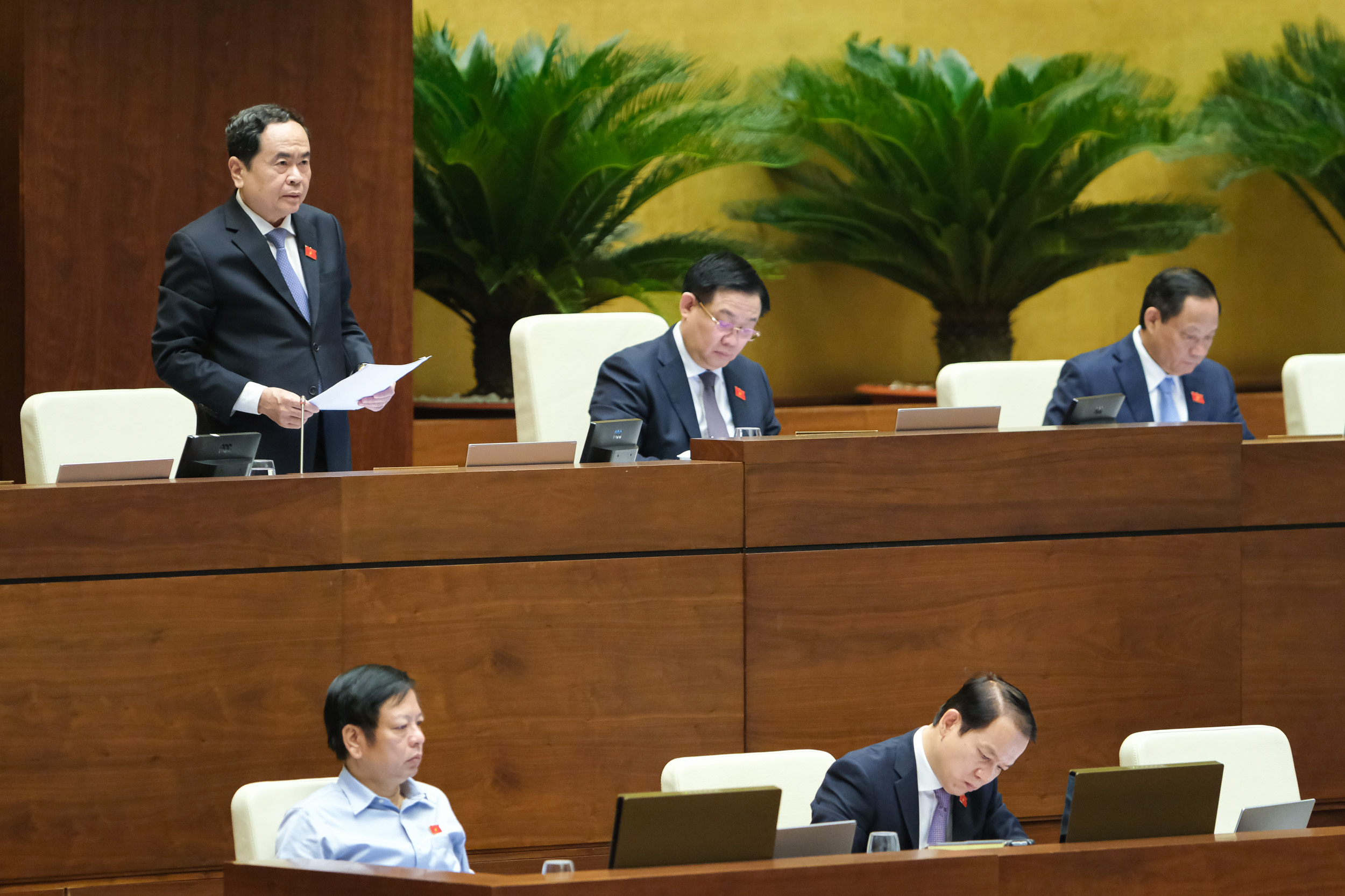 Trần Thanh Mẫn - Phó Chủ tịch Quốc hội điều hành phiên thảo luận tại hội trường Quốc hội sáng 31/5. (Ảnh: Quochoi.vn)