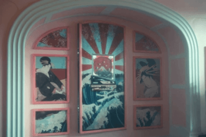 “Umbrella Academy” của Netflix có thiết kế "Rising Sun" gây xôn xao