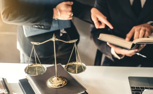 Khám phá Top những luật sư giỏi nhất Việt Nam Vai trò quan trọng luật sư giỏi trong mỗi vụ án